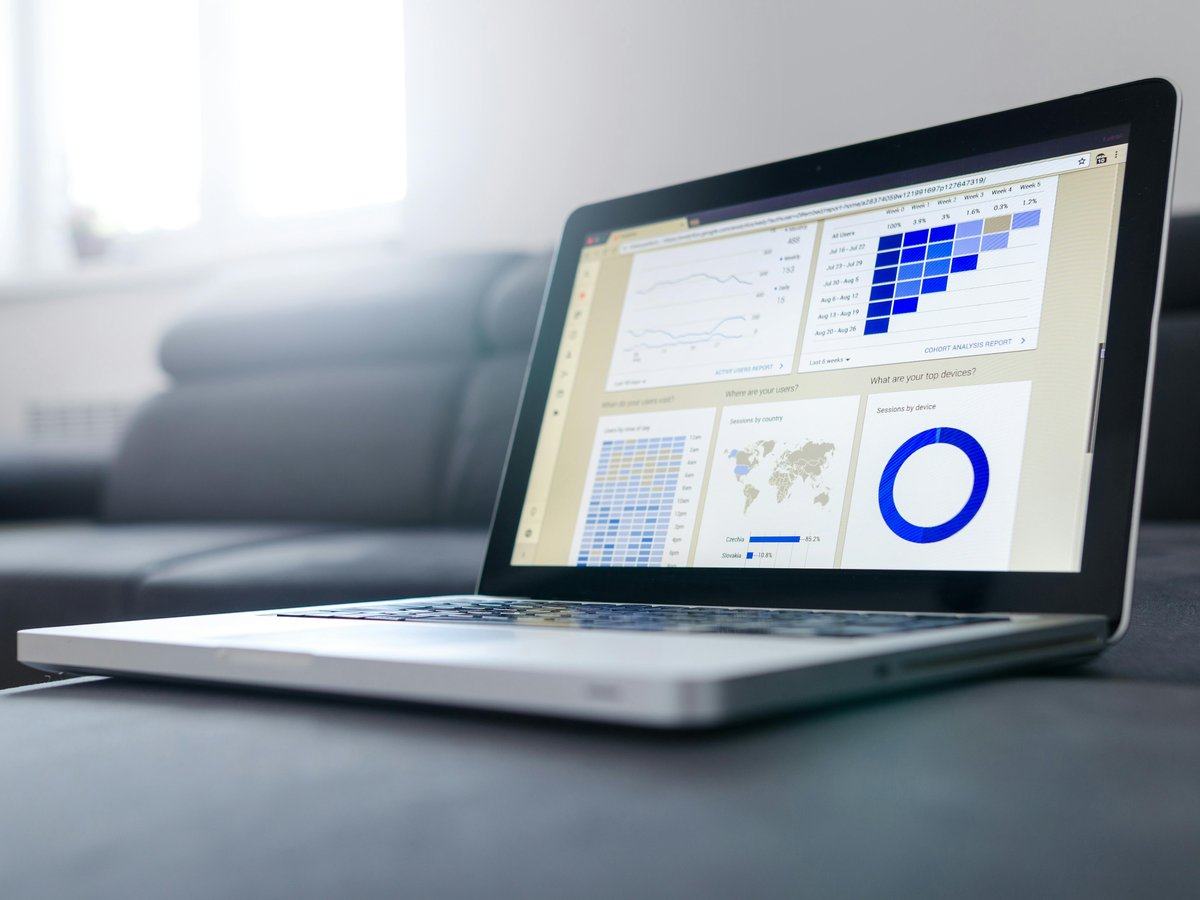 dashboards-reporting — page_hero background_image [pexels]