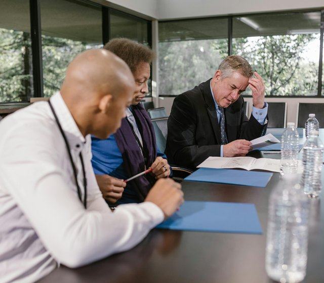 strategy-mapping-scorecard-and-execution — cta_image image — pexels:execution review leadership team cadence professio